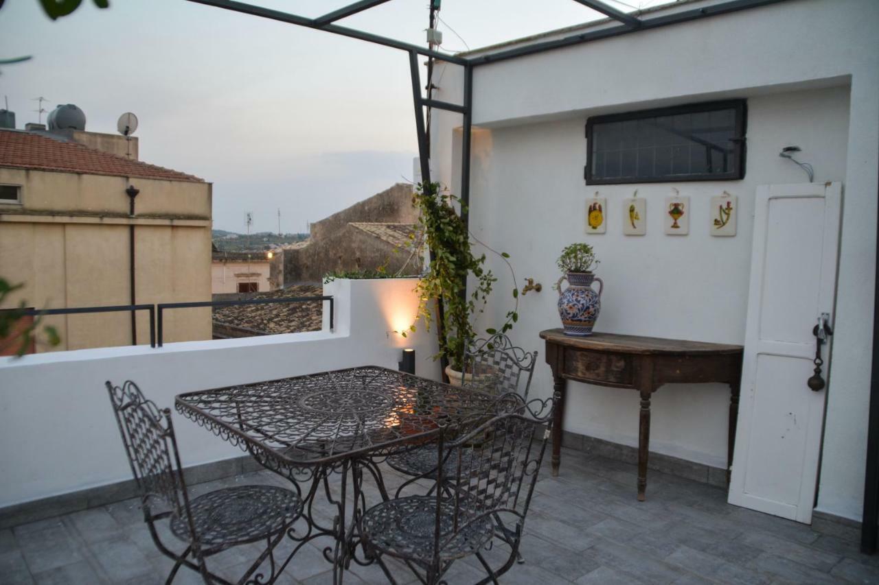 Zioli Bed & Breakfast โนโต ภายนอก รูปภาพ
